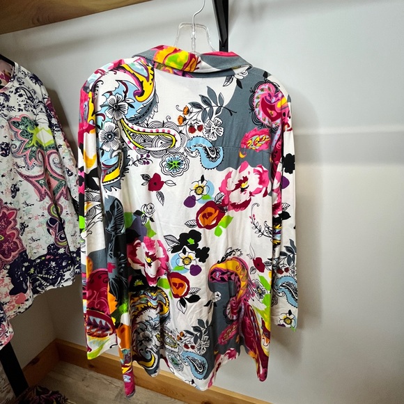 Parsley & Sage Gray Multicolor Paisley Button-Front Shirt - Picture 8 of 10